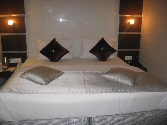 Hotel D' Grand
